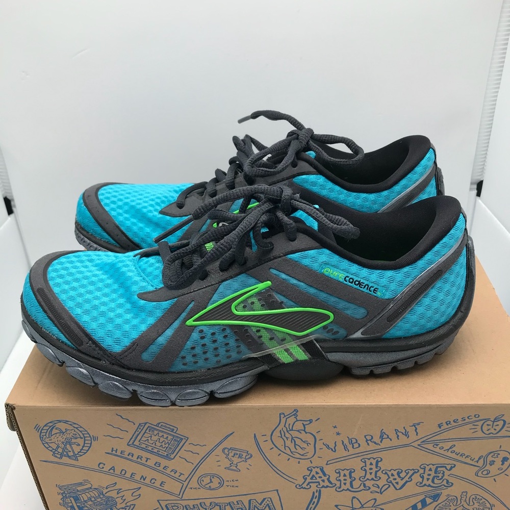 Brooks Pure Cadence Running Shoes women’s sz 8, in blue